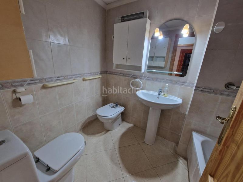 Foto da1dd3ad-f01e-43a2-9373-f2fe864a0cd4. Piso  a escasos metros del mar en Casco Antiguo Águilas