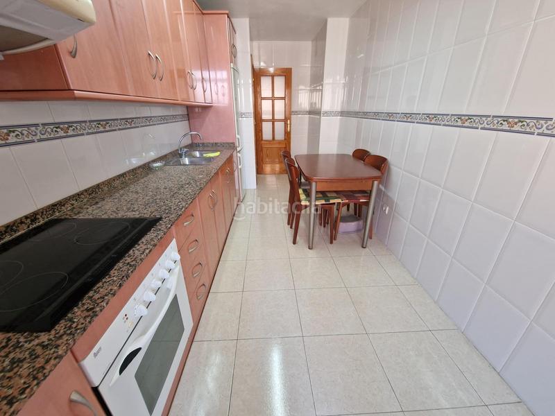 Foto f7c2331f-dc21-4b2e-99a5-790318162468. Piso  a escasos metros del mar en Casco Antiguo Águilas