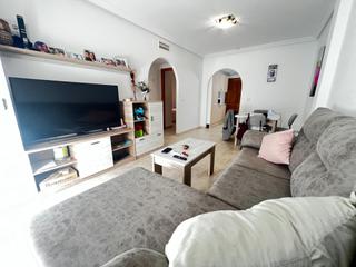 Apartament  Urbanizacion de collados. Oportunidad en los collados  bajo para entrar a vivir con gran t