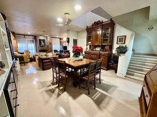 Casa a Puerto Lumbreras. Amplia casa en puerto lumbreras