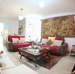 Pis a Casco Antiguo. Piso de 4 dormitorios, dos baños, con vistas despejadas en águil