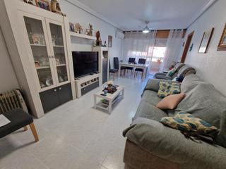 Piso  Calle pablo iglesias. Amplio piso en la huerta, águilas  ideal para familias