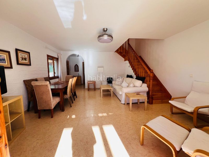 Foto 0beba6c0-d70e-4354-a7cc-6d8ab7519b4a. Casa amb aparcament a Águilas