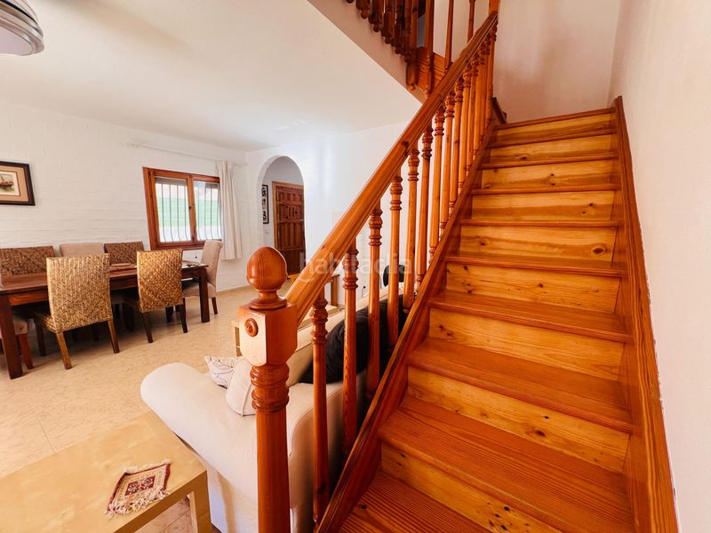 Foto 1a1db932-fba2-4a36-a501-8b42f22da65b. Casa amb aparcament a Águilas