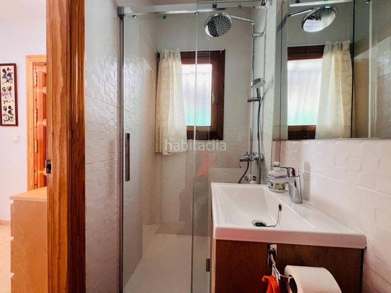 Foto 3f869a9b-a581-413b-b943-7ef0aa0907f0. Casa amb aparcament a Águilas