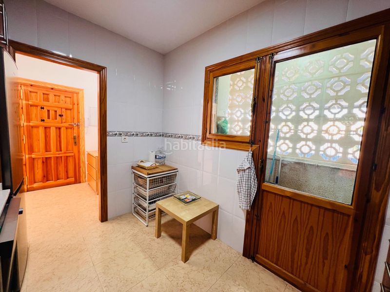 Foto ab6c5d52-cf74-4379-a727-9c6fcf0d70b3. Casa amb aparcament a Águilas