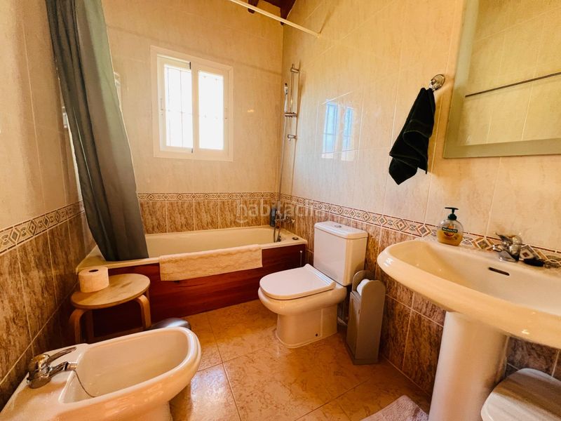 Foto aea4e9f6-cd31-4b53-987c-b8745d9c957e. Casa amb aparcament a Águilas