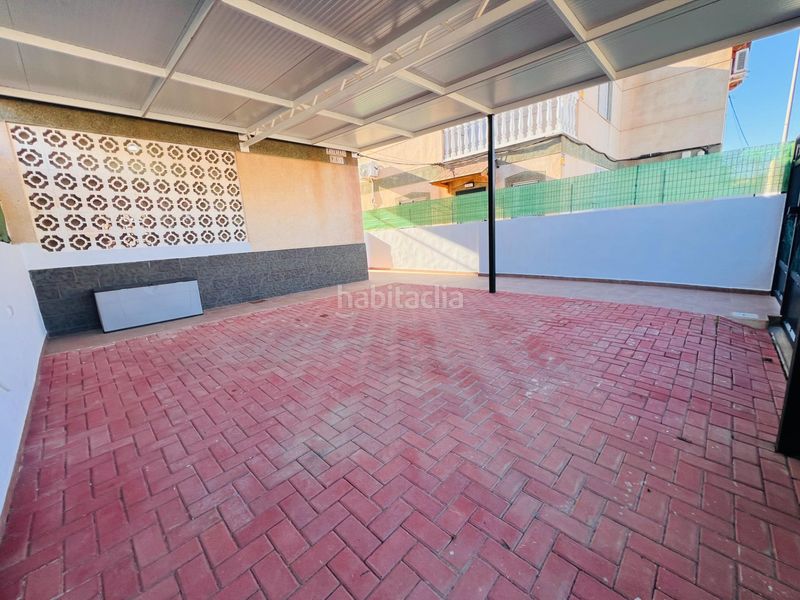 Foto ee77da8c-9213-4238-96a5-72cf71c1b202. Casa amb aparcament a Águilas