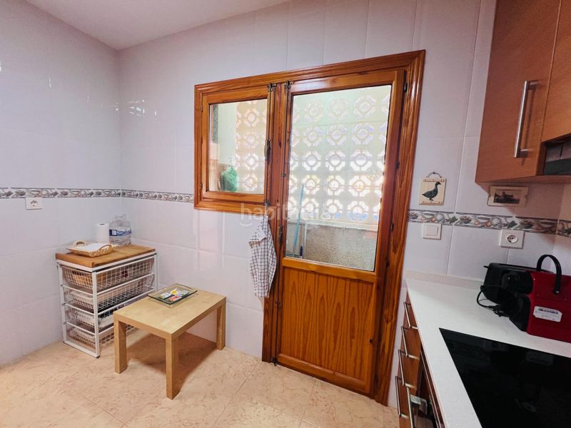 Foto fe28d88b-42e2-4b7f-8f2e-45ce6e1c6f65. Casa amb aparcament a Águilas