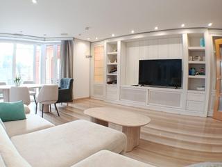 Chalet in Sutullena. Chalet en las alamedas, con ascensor spa y piscina privada, cent