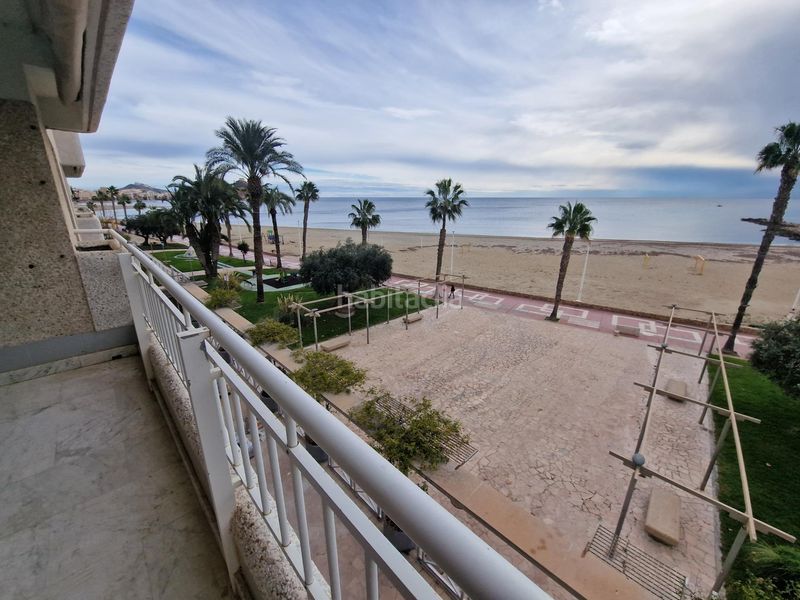 Foto b70c6985-8205-4b88-9b46-7d8ee5b9a4e0. Pis amb piscina a Las Lomas - Las Yucas Águilas