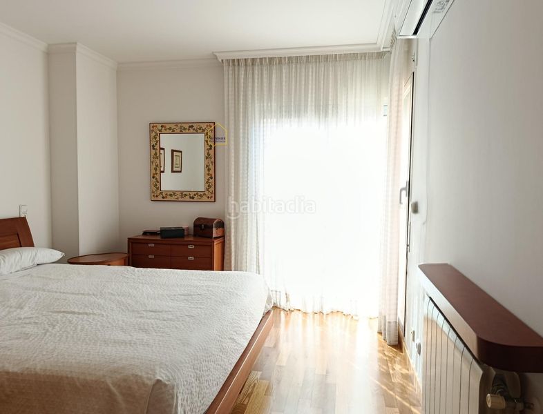 Foto 17162ba8-0a3a-4925-ad79-aa3913fcb8b5. Dúplex amb aparcament a San José Lorca