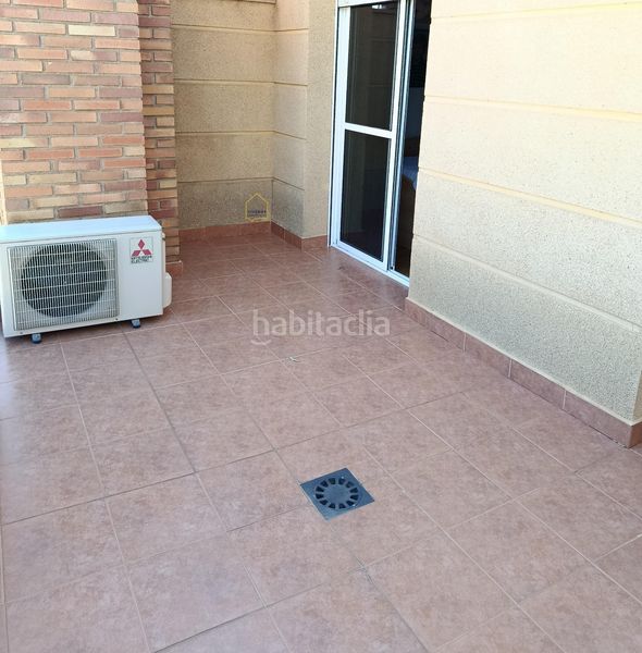 Foto 1de811ac-bef4-4a6a-a251-6d9ba883a670. Dúplex amb aparcament a San José Lorca