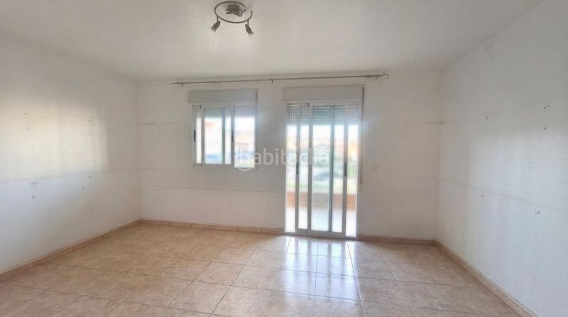 Foto 1d1ed5a1-8616-4c20-a0e7-864bd8e7b4ed. Casa amb aparcament a Águilas