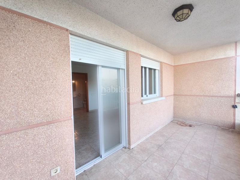 Foto 369dfa05-f818-450d-ba6d-0b8d48ae97d5. Casa amb aparcament a Águilas