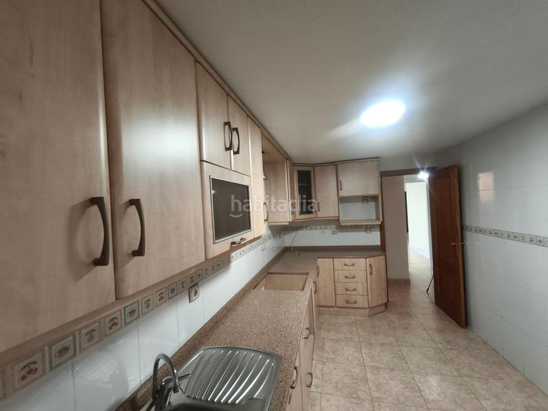 Foto 637e0ec4-d7ef-4f13-80d1-d71b511ad412. Casa amb aparcament a Águilas