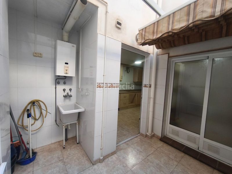 Foto 877d3252-f9a2-4717-826c-8ceb199bbd3a. Casa amb aparcament a Águilas