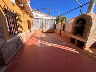 House  Calle calle júcar. Amplia casa dúplex en playa calypso, san juan de los terreros  i