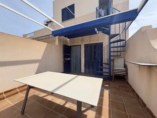 Àtic  Bajada pozo esparto. Ático junto al mar en pozo del esparto