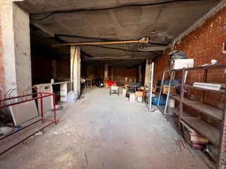 Local Comercial  Calle calle severo montalvo. Oportunidad de inversión en el centro de águilas  a solo 50 metr