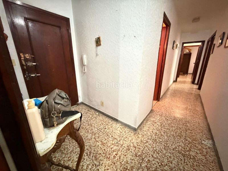 Foto c4f310ae-f62b-4074-a6a2-c63c1d81ce64. Pis a Casco Antiguo Águilas