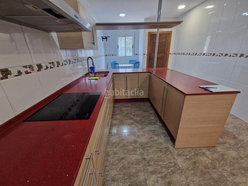 Foto 08c22a50-b63a-40c3-9102-08e8c36b7d57. Casa adossada amb aparcament a Las Majadas-Las Molinetas-Labradorcico Águilas