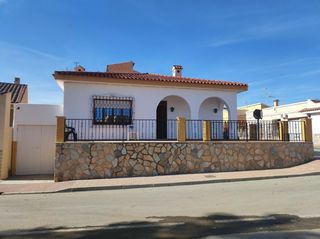 Maison à Pulpí. Amplia casa en pulpi, ideal para familias y oportunidad de inver