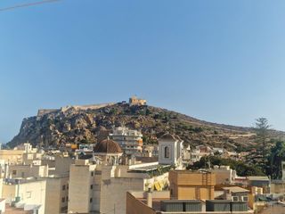 Casa a Casco Antiguo. Casa en el centro de águilas con terraza  oportunidad única