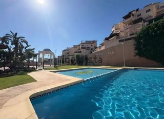 Apartament a Los Collados-Los Geraneos. Moderno apartamento en águilas  collados por 125,000
