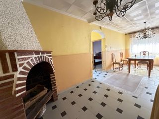 Casa a Casco Antiguo. Oportunidad inversores !!!  casa con dos entradas independientes