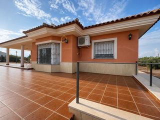 Chalet in Cazalla. Chalet cerca del campillo, lorca