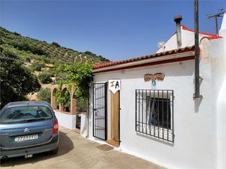 Country house in Iznájar