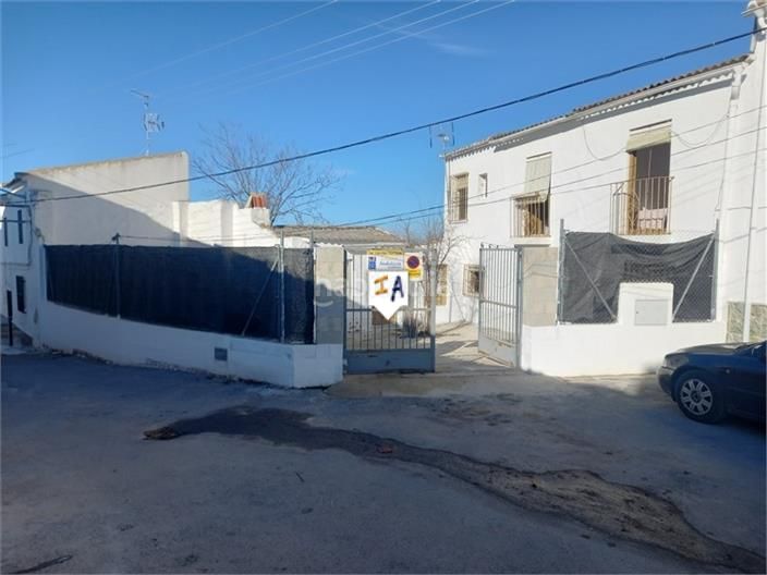 Foto 000babf2-1514-4850-9343-d0cc357857d9. Reihenhaus mit parking in Alcalá la Real