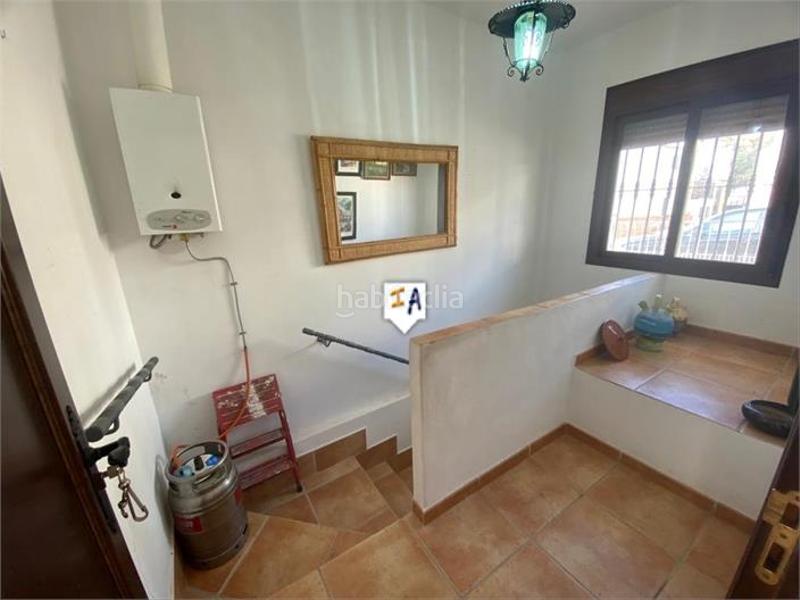 Foto 2bf40eeb-87a2-4604-b3e1-9b38e8f35458. Casa adosada en Comares