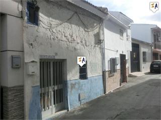 Casa adossada a Castillo de Locubín