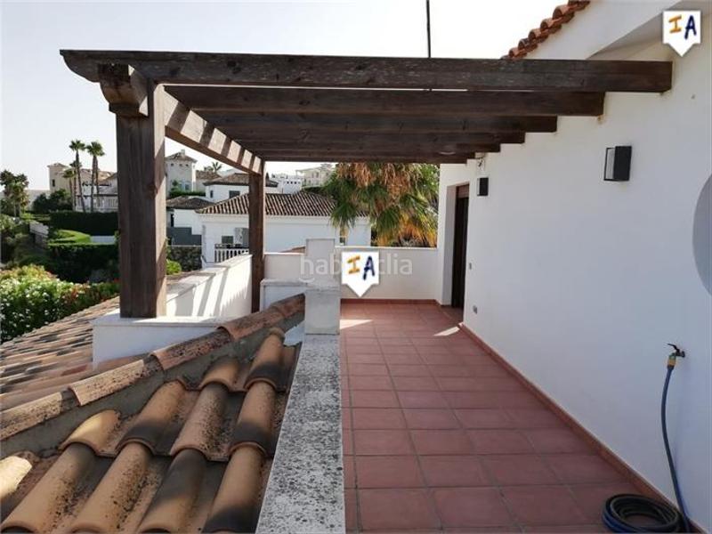 Foto be015fe1-bbe6-4c19-a8dd-f85c88afde87. Haus mit parking pool in La Alcaidesa
