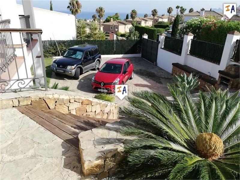 Foto ec364c58-d154-44f0-bac2-74e09054d5c8. Haus mit parking pool in La Alcaidesa
