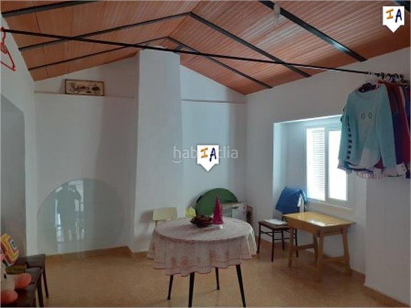 Foto acb61d03-9007-45cb-a91d-fe9e1ac4f13c. Masía en Iznájar