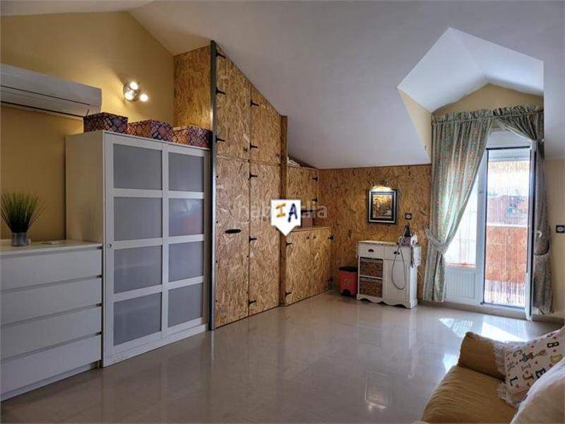 Foto a6486e7d-6faf-4dbc-90fa-b4a476ff9872. Maison jumelée avec parking dans Mollina