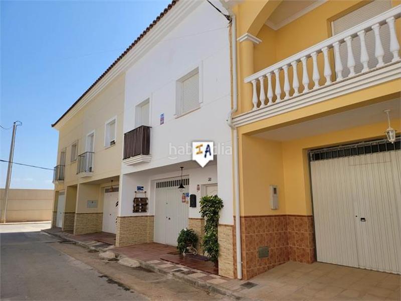 Foto f27c0e42-bc2e-48d1-be37-11dc55f08aa5. Maison jumelée avec parking dans Mollina