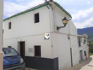 Semi detached house in Carcabuey