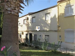 Semi detached house in Santiago de Calatrava