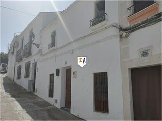 Semi detached house in Carcabuey