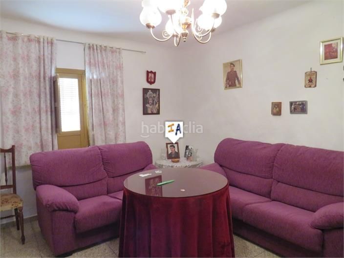 Foto ae0a739f-1c54-4db1-a871-8238b06a33cb. Casa adossada a Alcaudete