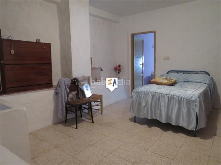 Foto c5835901-b703-496e-ae10-7a60a0f8df13. Casa adossada a Alcaudete