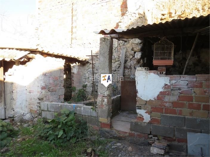 Foto d9152283-f243-47e3-b3b5-980e5c9d41f4. Casa adossada a Alcaudete
