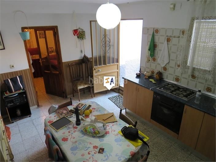 Foto ea6f0fa7-934b-4616-add6-4116b7a743b5. Casa adossada a Alcaudete
