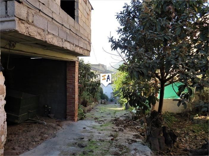 Foto ed060596-8508-45cb-ae2f-e0a7369d1597. Casa adossada a Alcaudete