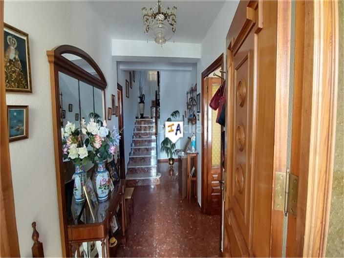 Foto a118ce59-a6e2-4981-9802-54aeb7a6163c. Reihenhaus mit parking in Alcalá la Real