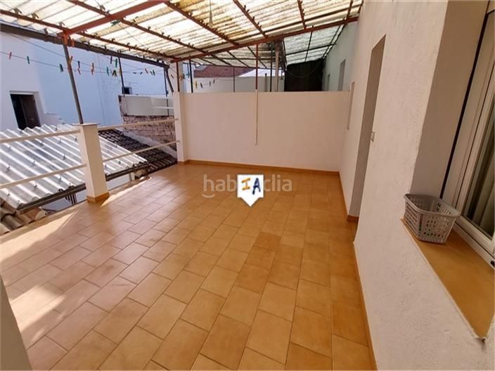Foto 5a50ce65-c0e6-473d-9583-fec4e16b467e. Reihenhaus mit parking in Valdepeñas de Jaén